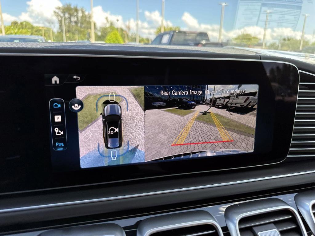 new 2026 Mercedes-Benz GLS 580 car, priced at $139,550