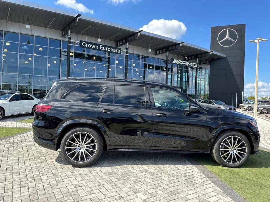 new 2025 Mercedes-Benz GLS 450 car, priced at $97,415