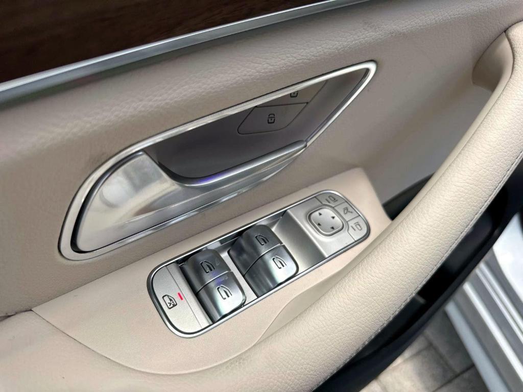 new 2025 Mercedes-Benz GLE 350 car, priced at $73,095