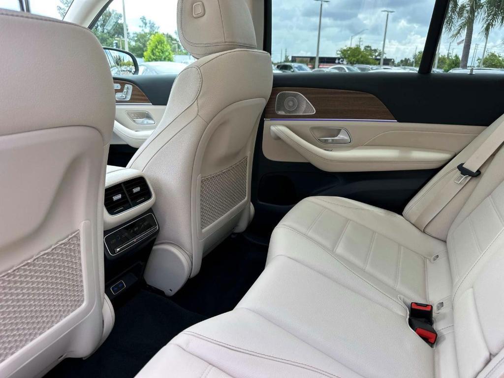 new 2025 Mercedes-Benz GLE 350 car, priced at $73,095