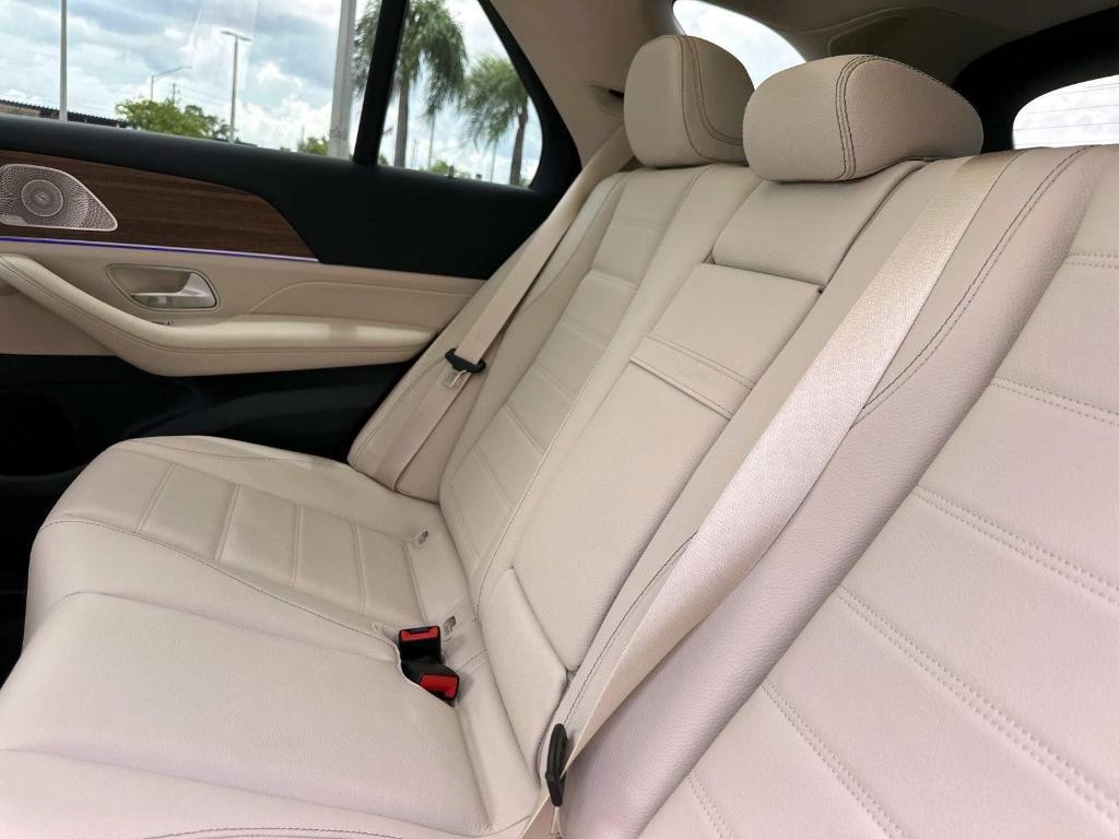 new 2025 Mercedes-Benz GLE 350 car, priced at $73,095