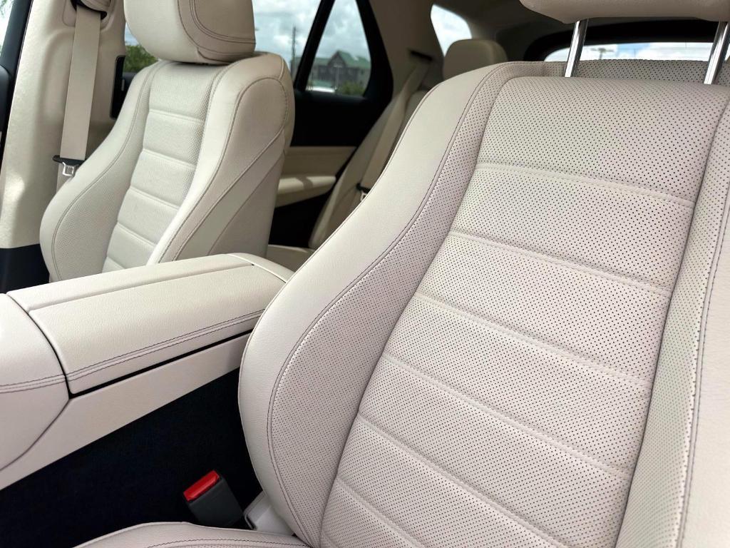new 2025 Mercedes-Benz GLE 350 car, priced at $73,095