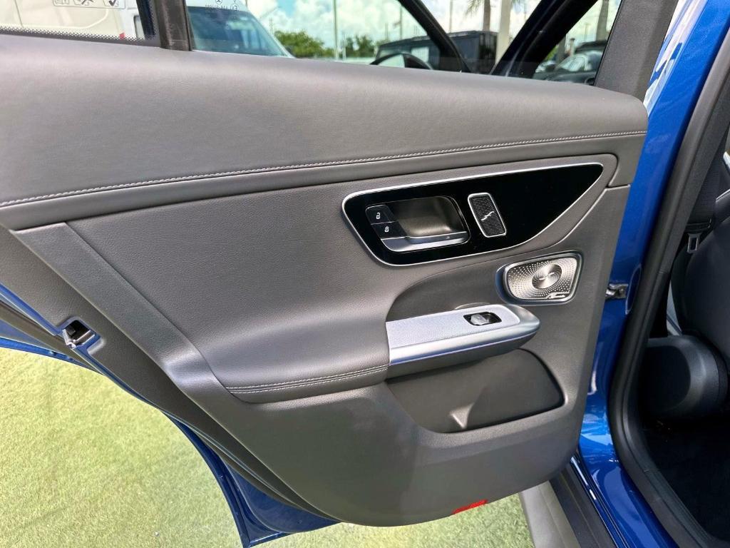 new 2025 Mercedes-Benz GLC 350e car, priced at $69,900