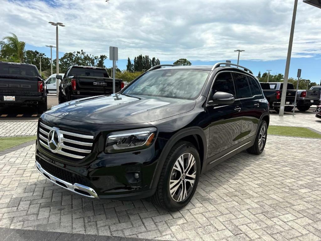 new 2025 Mercedes-Benz GLB 250 car, priced at $49,135