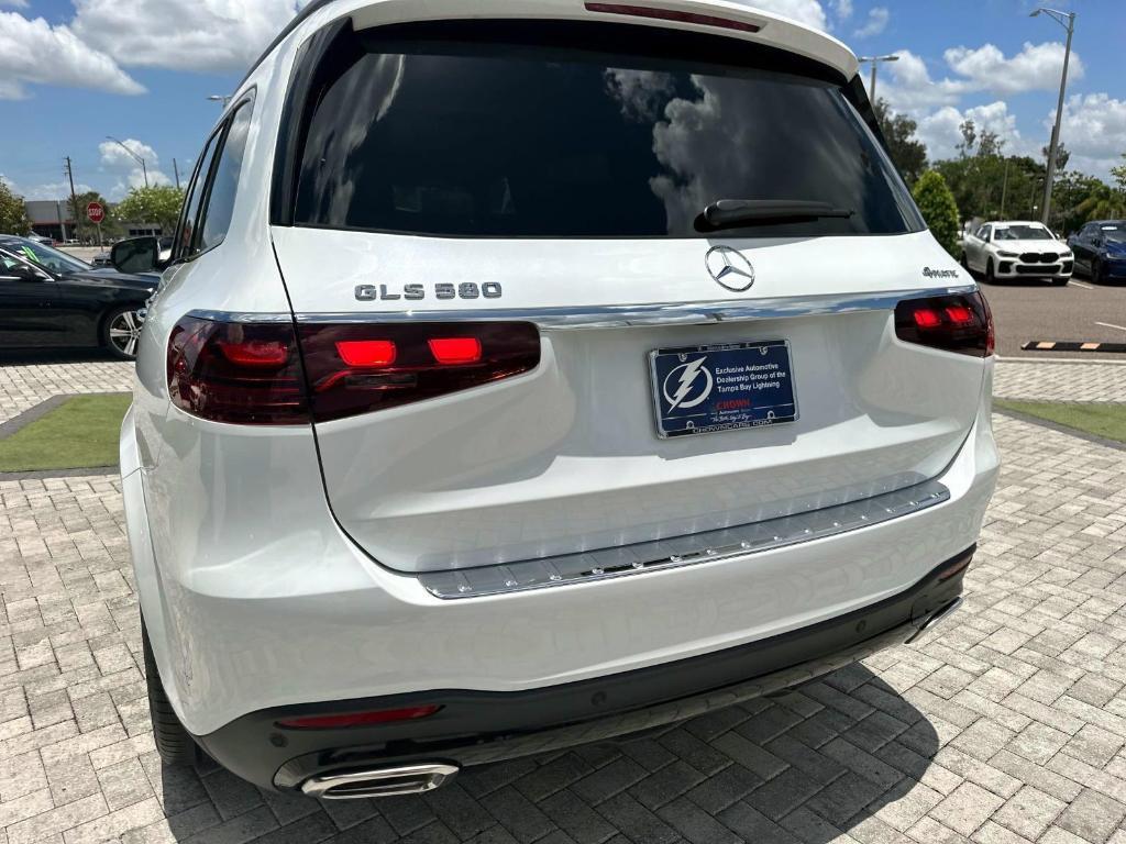 new 2025 Mercedes-Benz GLS 580 car, priced at $122,265