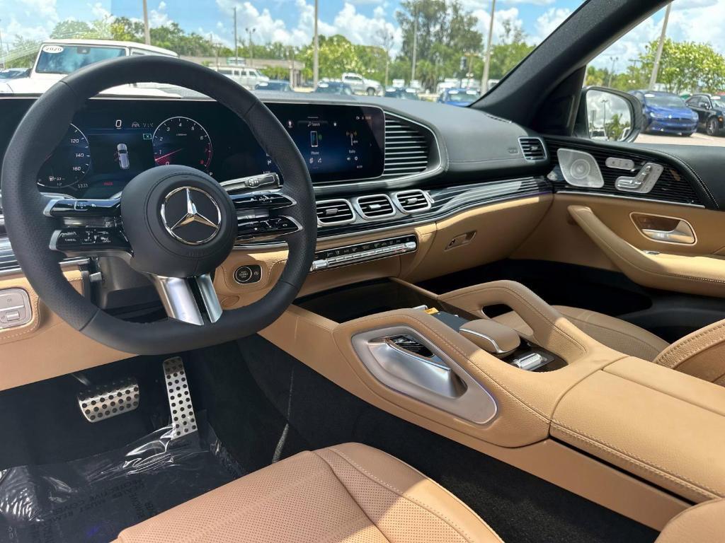 new 2025 Mercedes-Benz GLS 580 car, priced at $122,265