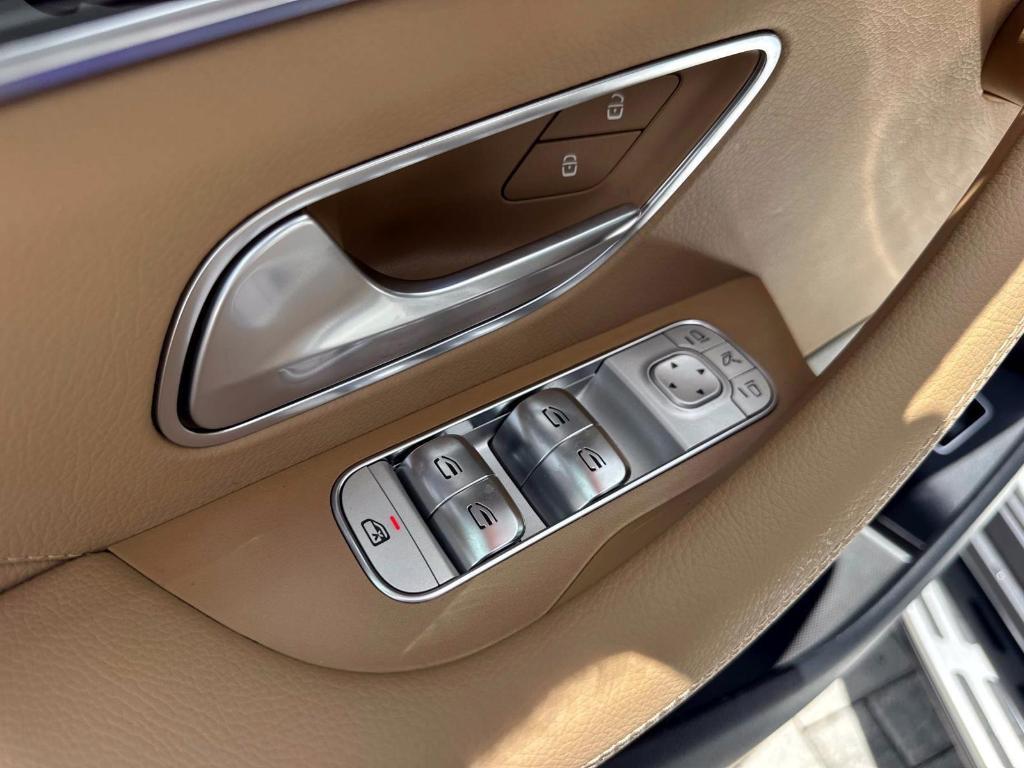 new 2025 Mercedes-Benz GLS 580 car, priced at $122,265