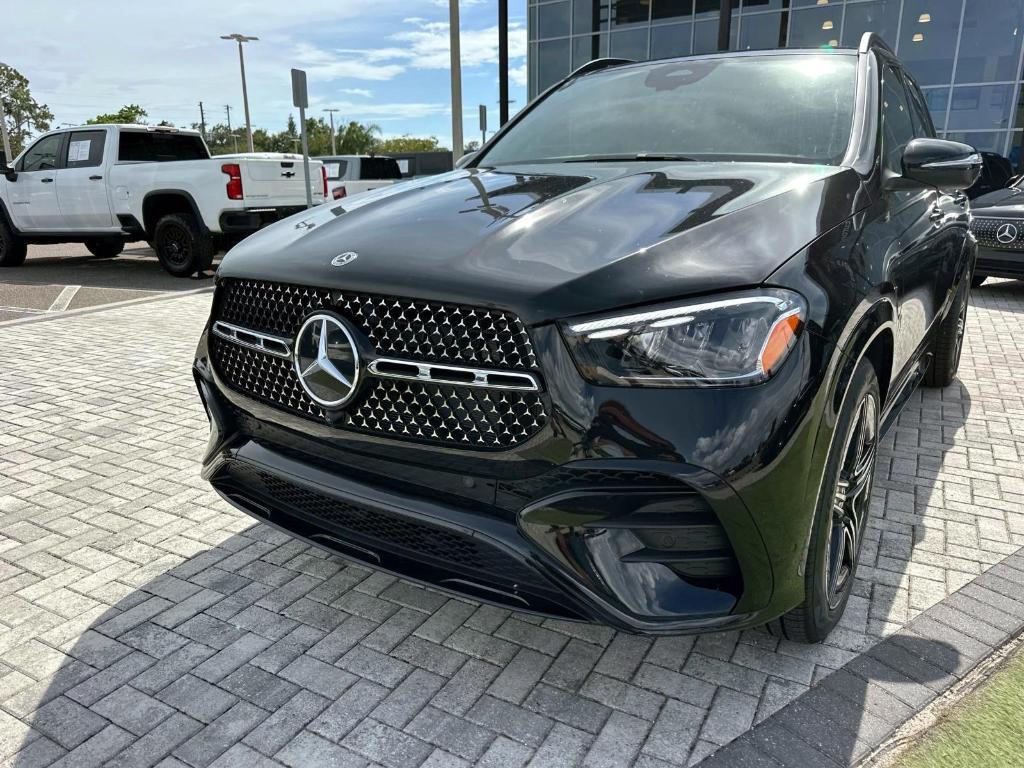 new 2025 Mercedes-Benz GLE 450 car, priced at $81,245