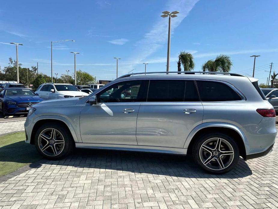 new 2025 Mercedes-Benz GLS 450 car, priced at $95,365