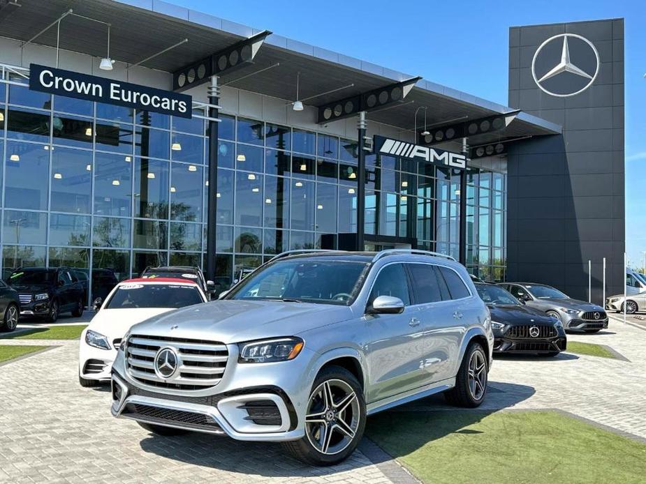 new 2025 Mercedes-Benz GLS 450 car, priced at $95,365