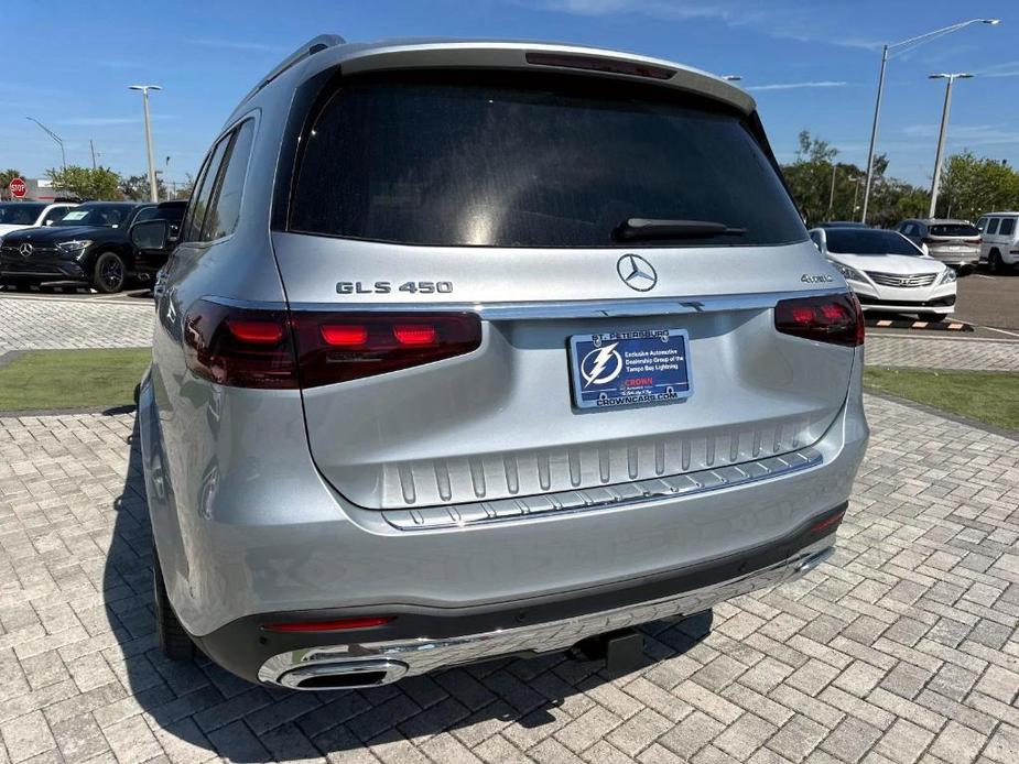 new 2025 Mercedes-Benz GLS 450 car, priced at $95,365