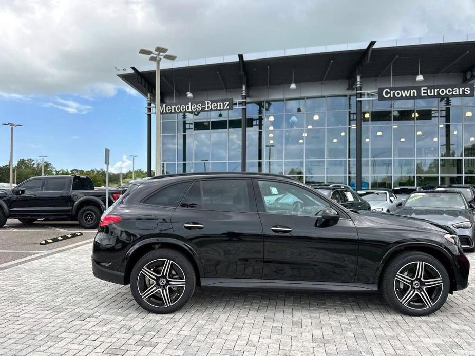 new 2024 Mercedes-Benz GLC 300 car, priced at $59,770