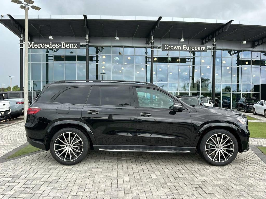 new 2025 Mercedes-Benz GLS 580 car, priced at $116,765
