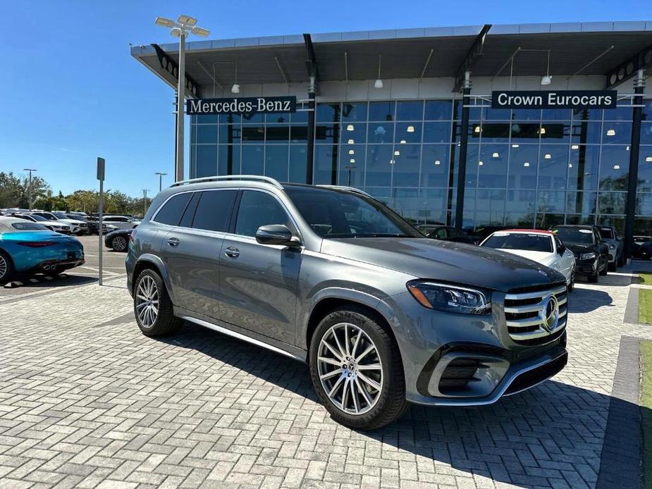 new 2025 Mercedes-Benz GLS 450 car, priced at $96,495