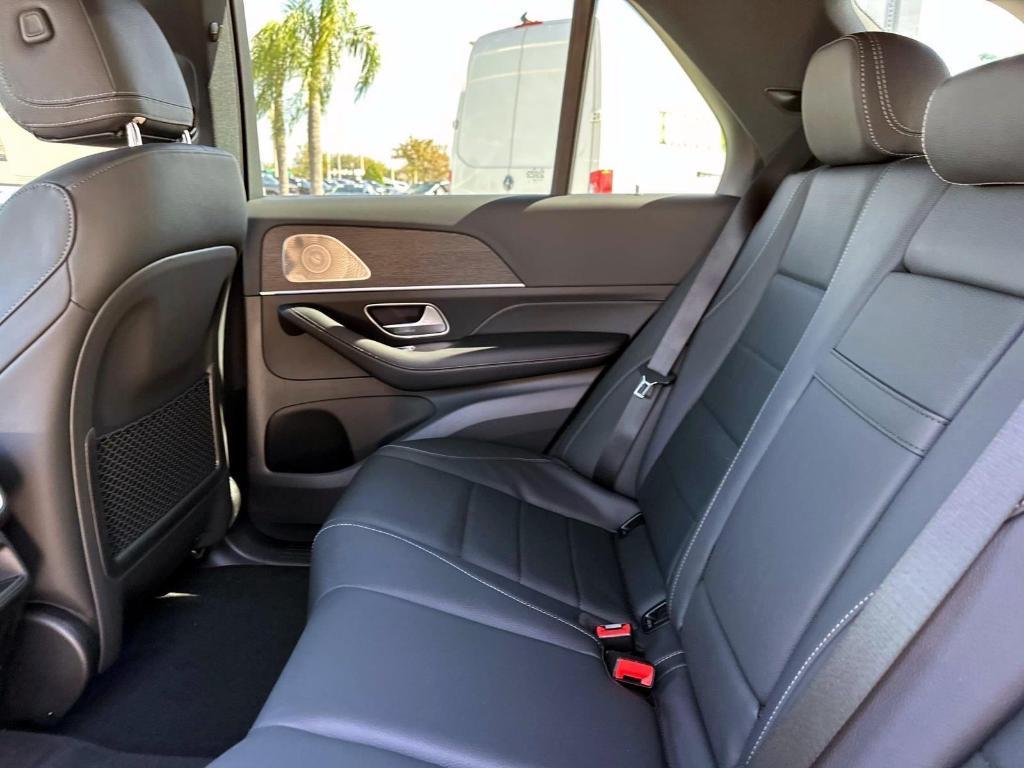 new 2025 Mercedes-Benz GLE 450e car, priced at $79,435