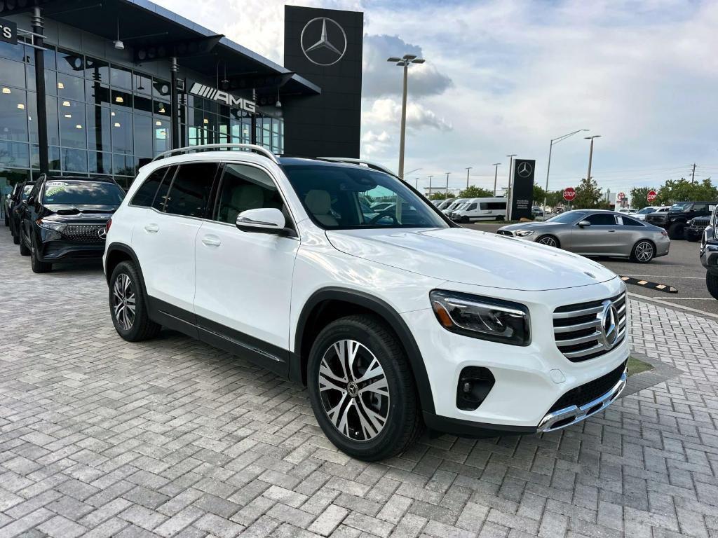 new 2025 Mercedes-Benz GLB 250 car, priced at $49,460