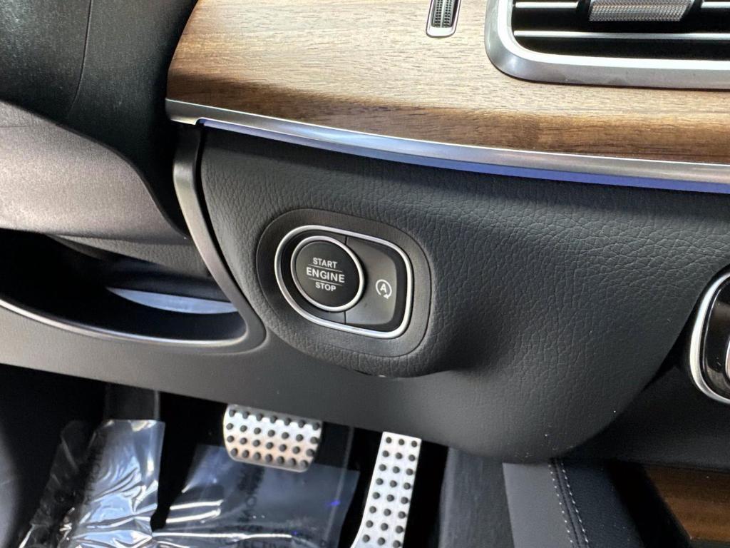 new 2025 Mercedes-Benz GLS 450 car, priced at $95,480