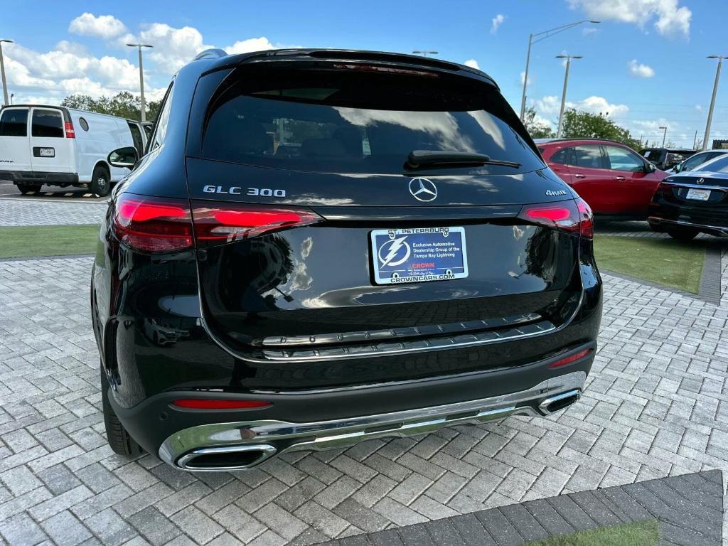 new 2024 Mercedes-Benz GLC 300 car, priced at $59,780