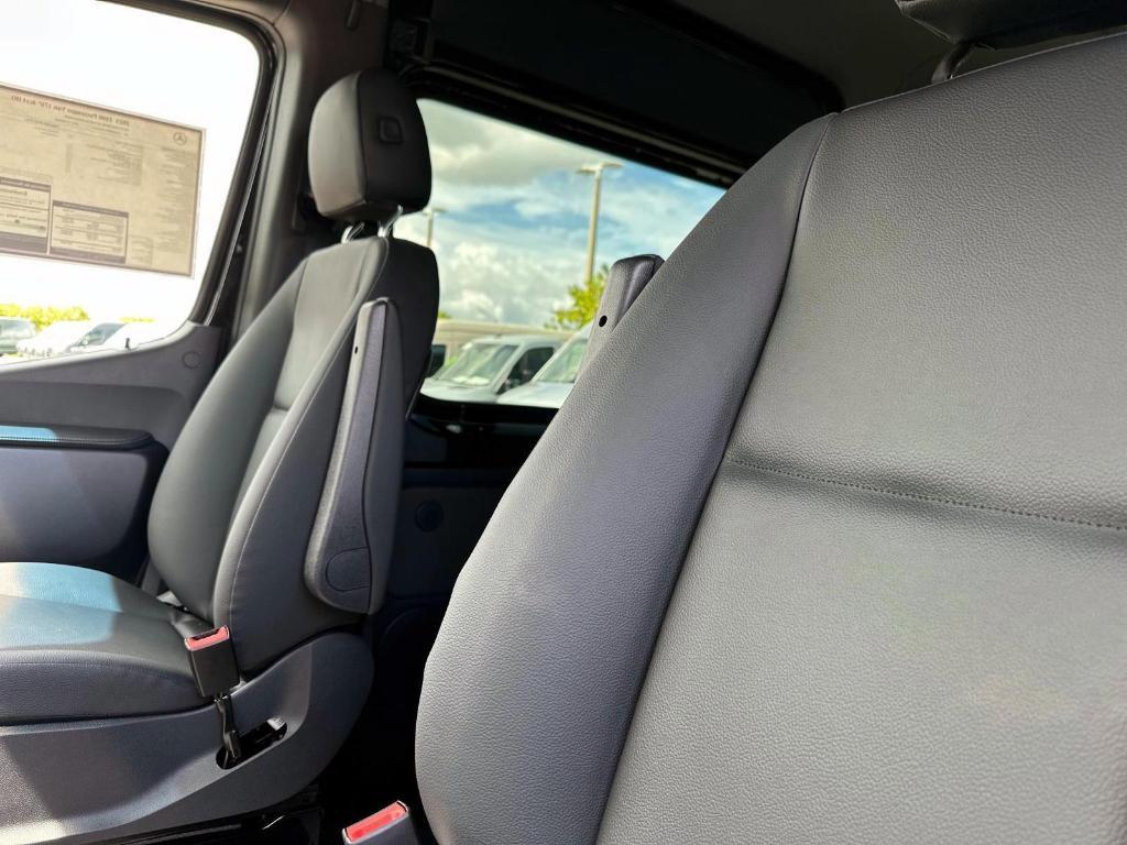 new 2025 Mercedes-Benz Sprinter 2500 car, priced at $81,381