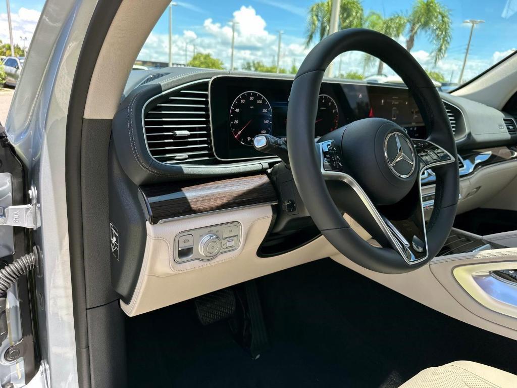 new 2026 Mercedes-Benz GLE 580 car, priced at $97,635