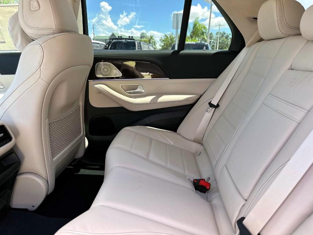 new 2026 Mercedes-Benz GLE 580 car, priced at $97,635