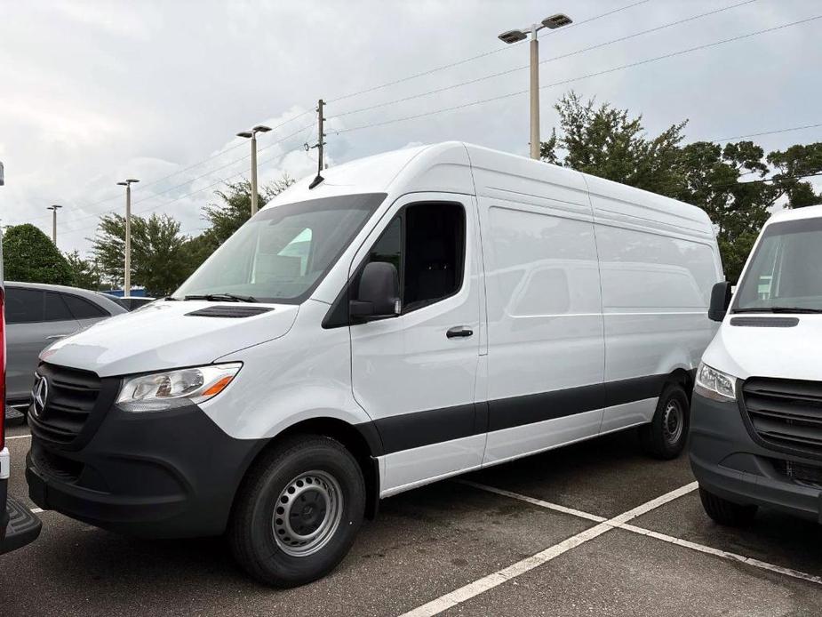 new 2024 Mercedes-Benz Sprinter 2500 car, priced at $65,076