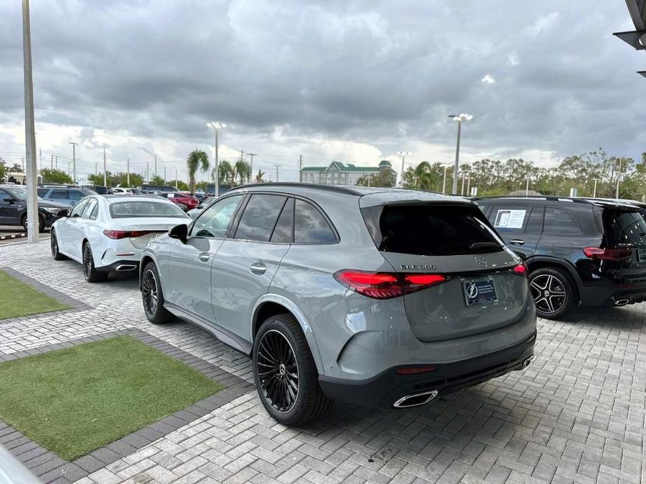 new 2025 Mercedes-Benz GLC 300 car, priced at $64,955