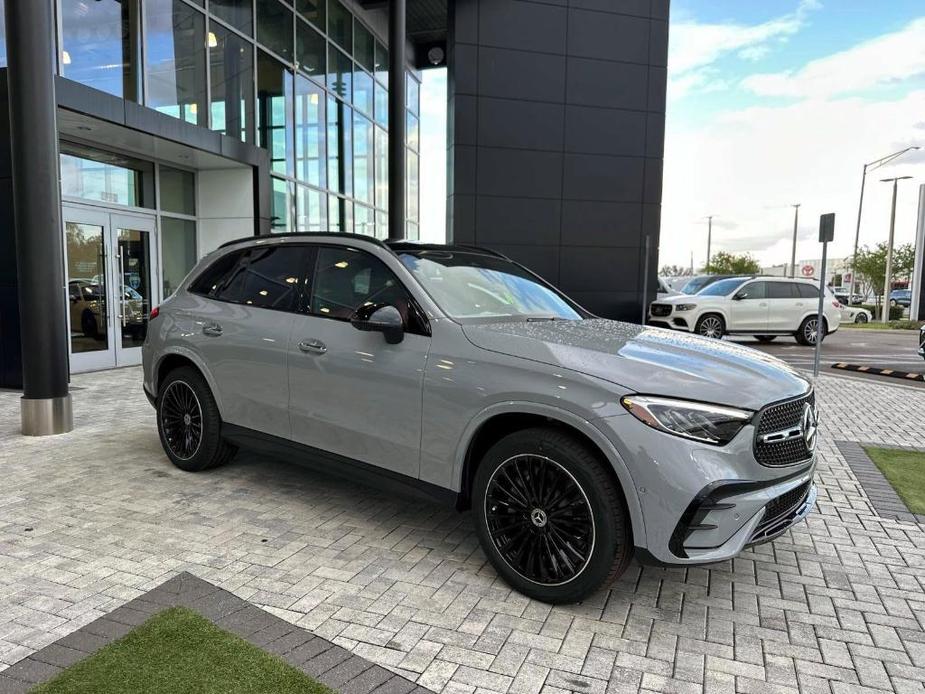 new 2025 Mercedes-Benz GLC 300 car, priced at $64,955