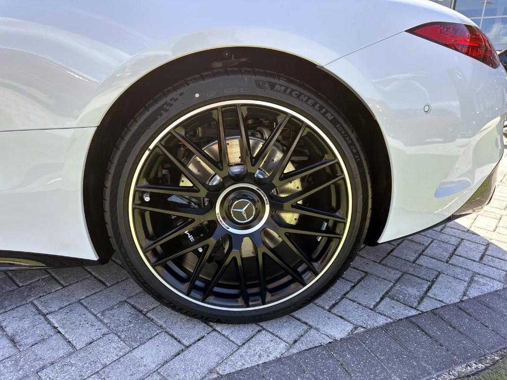 new 2026 Mercedes-Benz AMG SL 63 car, priced at $212,900