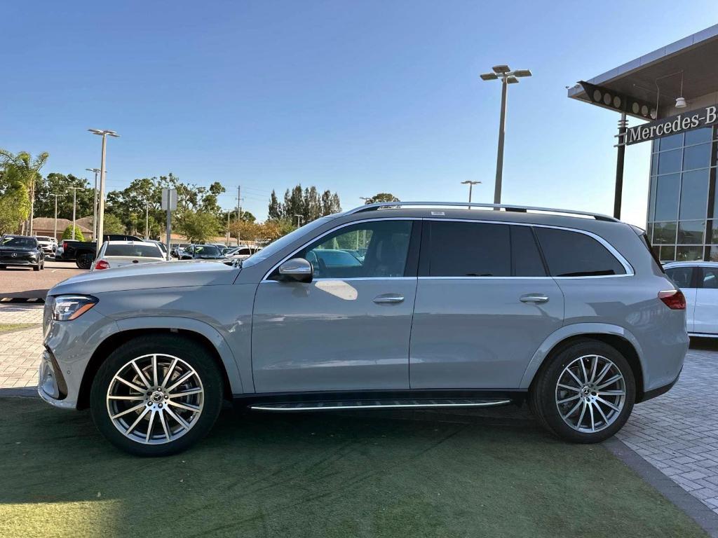 new 2025 Mercedes-Benz GLS 450 car, priced at $101,275