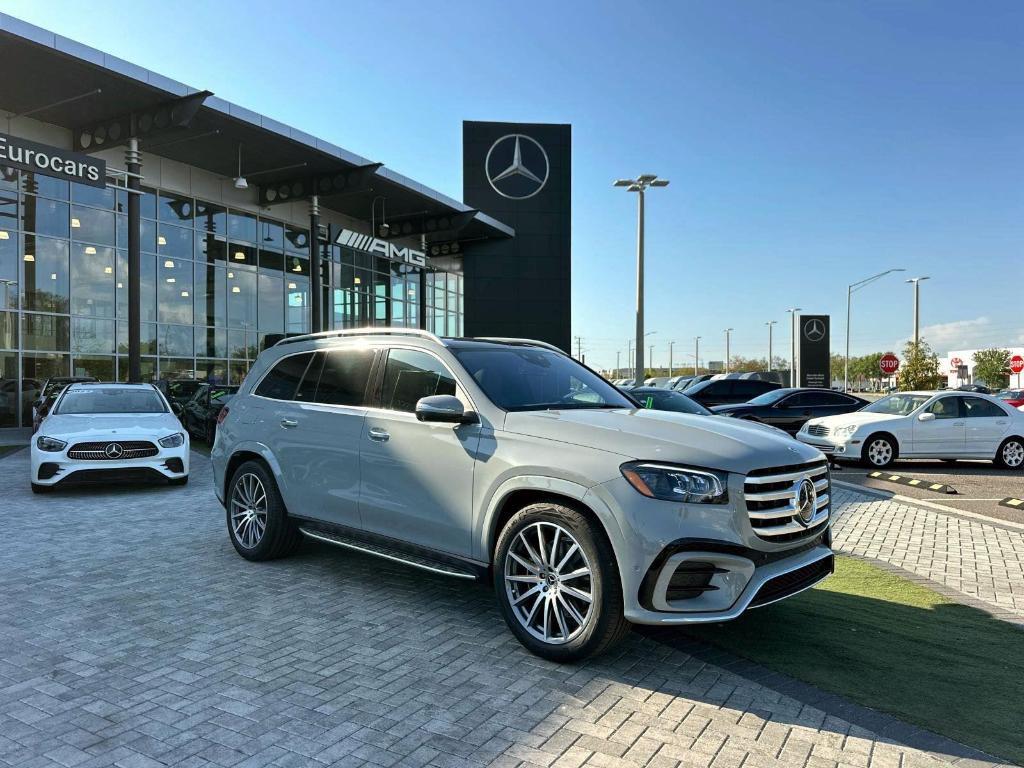 new 2025 Mercedes-Benz GLS 450 car, priced at $101,275