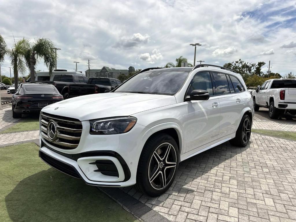 new 2026 Mercedes-Benz GLS 450 car, priced at $105,425