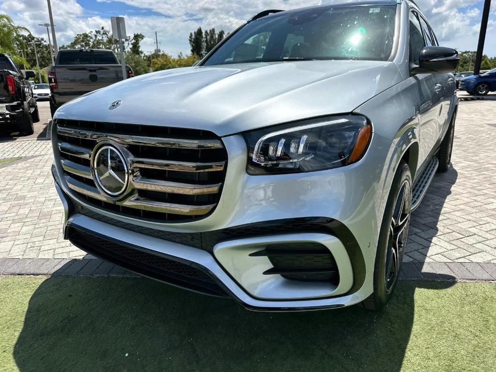 new 2026 Mercedes-Benz GLS 450 car, priced at $103,730