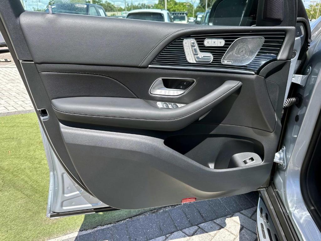 new 2026 Mercedes-Benz GLS 450 car, priced at $103,730