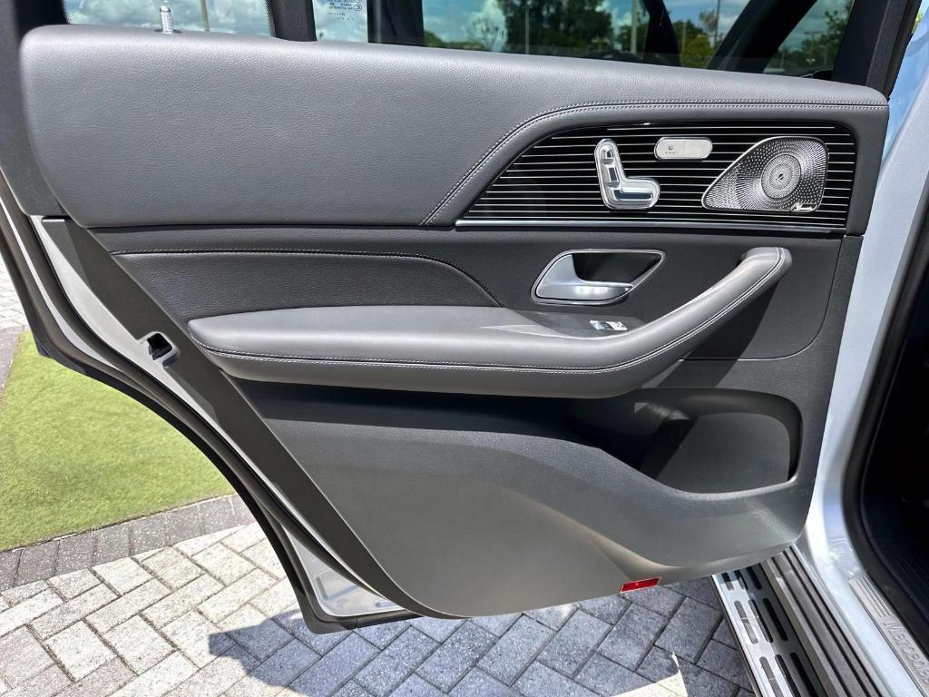 new 2026 Mercedes-Benz GLS 450 car, priced at $103,730