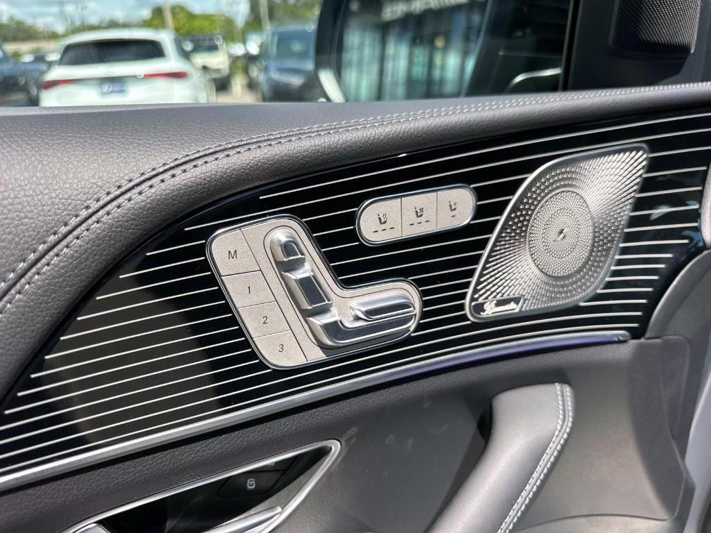 new 2026 Mercedes-Benz GLS 450 car, priced at $103,730