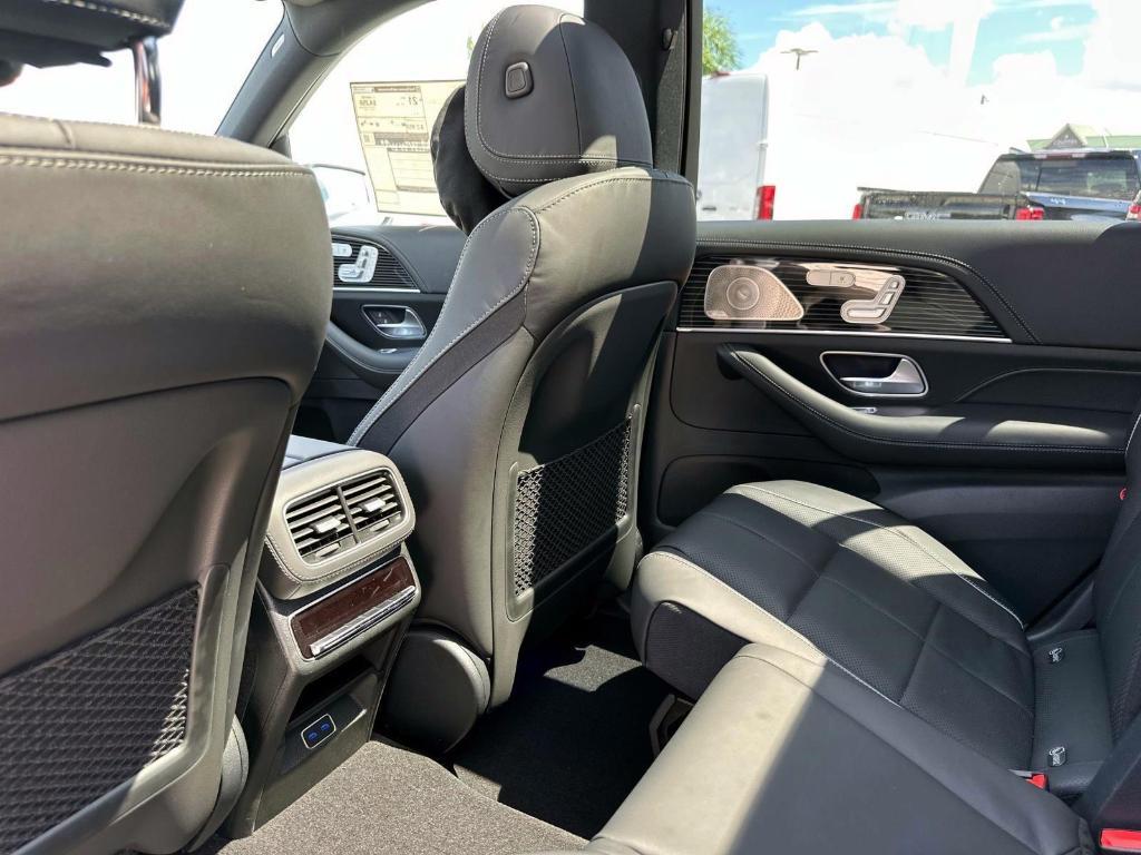 new 2026 Mercedes-Benz GLS 450 car, priced at $103,730