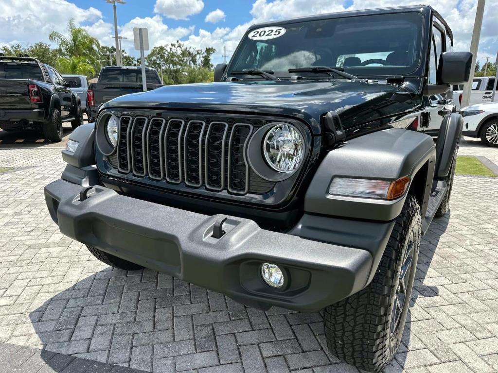 used 2025 Jeep Wrangler car, priced at $32,804