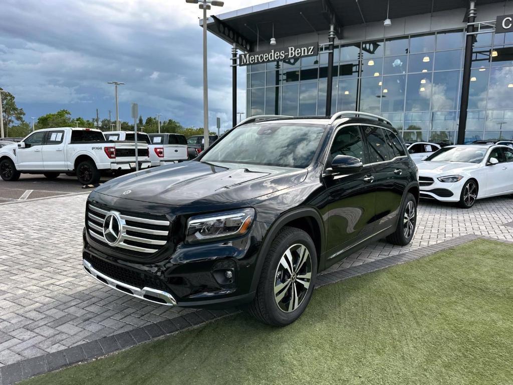 new 2025 Mercedes-Benz GLB 250 car, priced at $49,595
