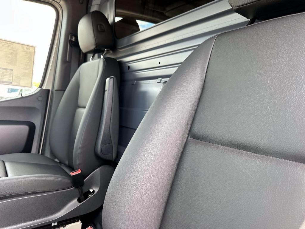 new 2025 Mercedes-Benz Sprinter 3500 car, priced at $76,937