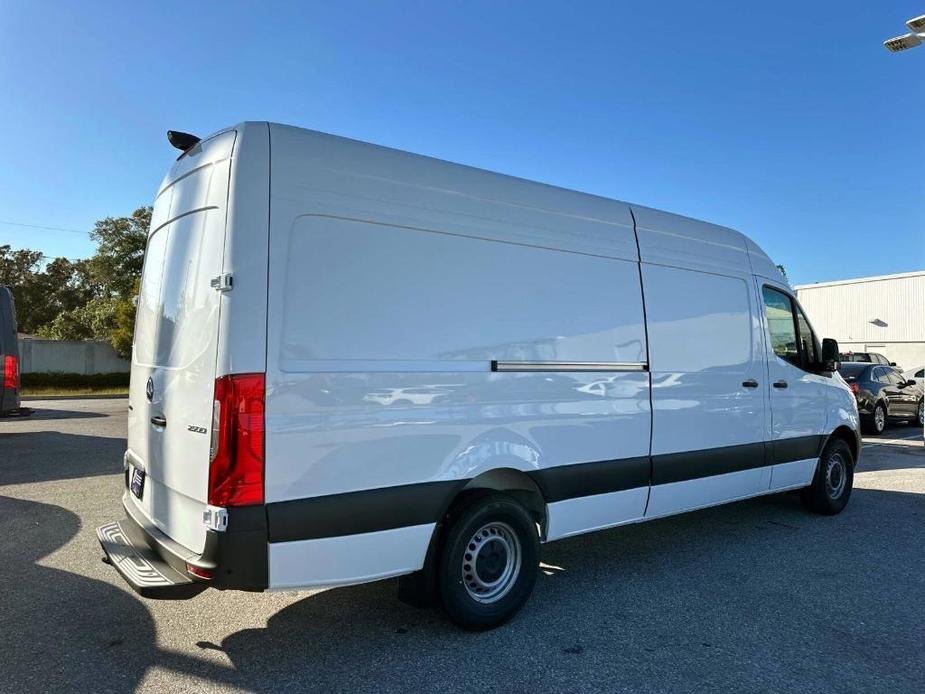 new 2025 Mercedes-Benz Sprinter 2500 car, priced at $69,347