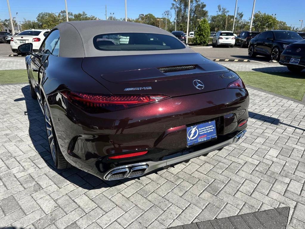 new 2025 Mercedes-Benz AMG SL 55 car, priced at $161,985