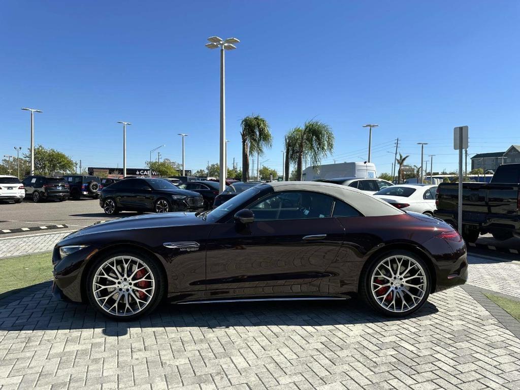 new 2025 Mercedes-Benz AMG SL 55 car, priced at $161,985