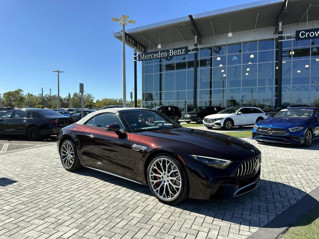 new 2025 Mercedes-Benz AMG SL 55 car, priced at $161,985