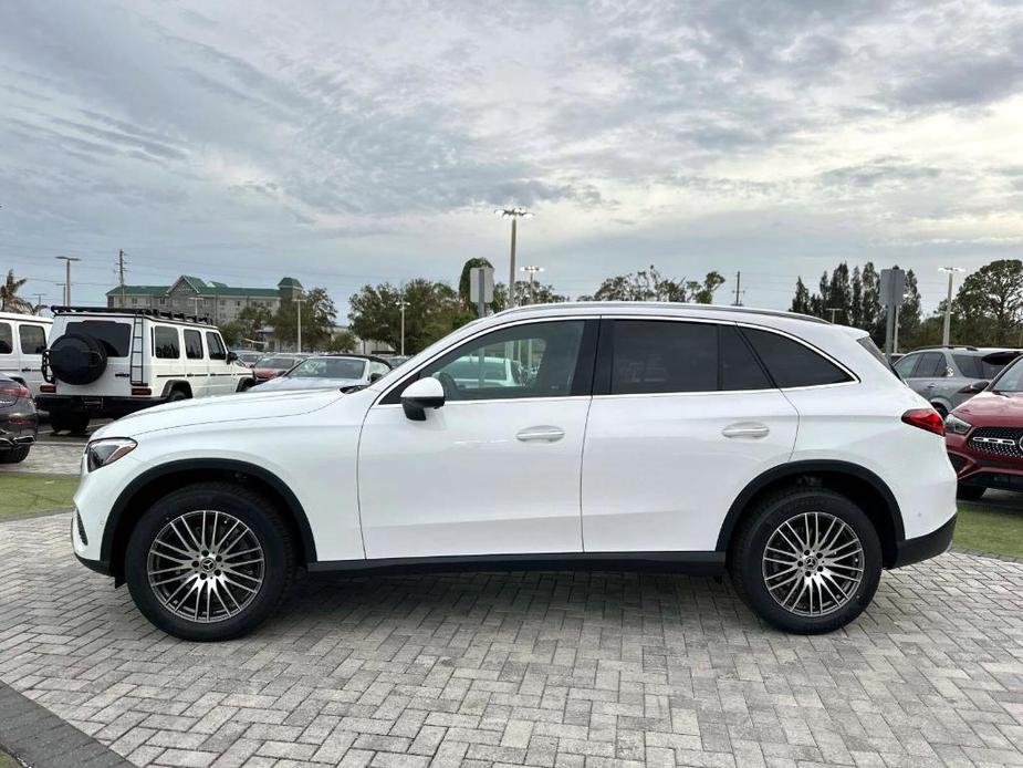 new 2025 Mercedes-Benz GLC 300 car, priced at $51,385