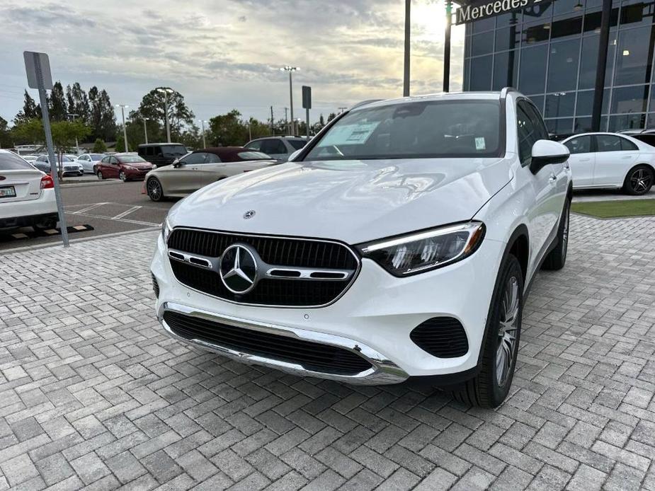 new 2025 Mercedes-Benz GLC 300 car, priced at $51,385