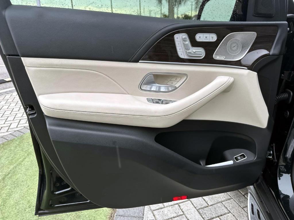 used 2025 Mercedes-Benz GLS 580 car, priced at $101,888