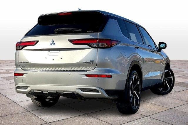 used 2024 Mitsubishi Outlander car, priced at $28,450