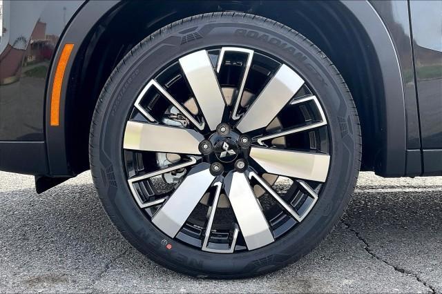 new 2025 Mitsubishi Outlander car, priced at $40,350