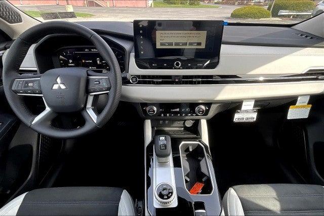 new 2025 Mitsubishi Outlander car, priced at $41,650